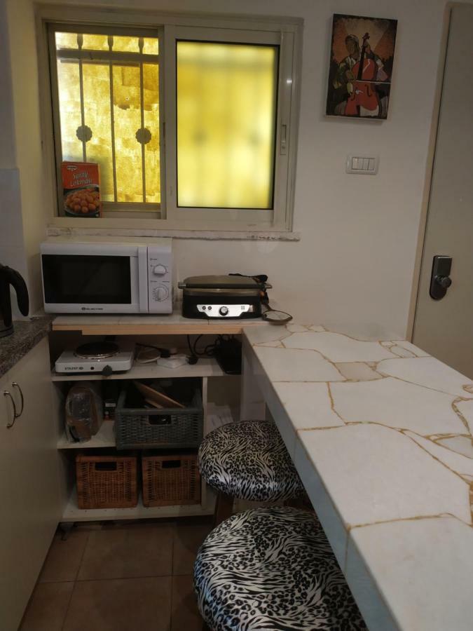 Apartament Studio Apt Great Location Heart Of Downtown District Hajfa Zewnętrze zdjęcie